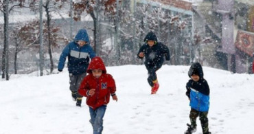 İstanbul'da Okullara Kar Tatili! 