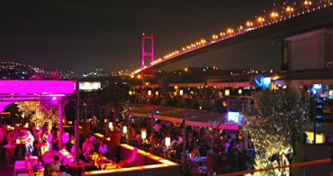 İstanbul'da Reina'yı Silahla Tarayan Saldırgan Gece Kulübünün İçine Saklandı!