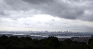 İstanbul'da Şiddetli Sağanak Yağış Su Baskınlarına Neden Oldu