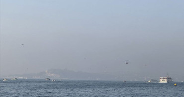 İstanbul'da Sis Etkisini Gösterdi