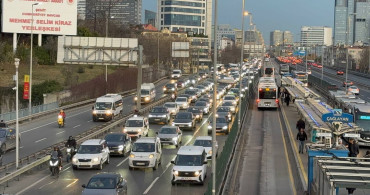 İstanbul'da Trafik Yoğunluğu Yüzde 71'e Ulaştı