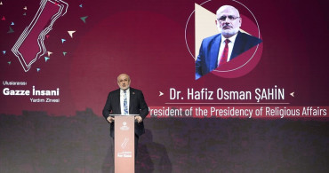 İstanbul'da Uluslararası Gazze İnsani Yardım Zirvesi Başladı