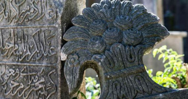 İstanbul'daki En Eski Müslüman Mezarlığı Onarılmayı Bekliyor