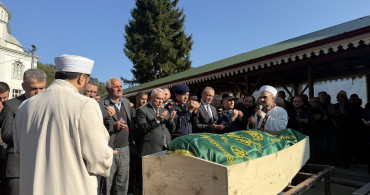 İstanbul'daki Metro İnşaatı Kazasında Hayatını Kaybeden İşçi Toprağa Verildi
