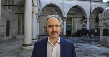 İstanbul'un Selatin Camilerinden Valide-i Cedid