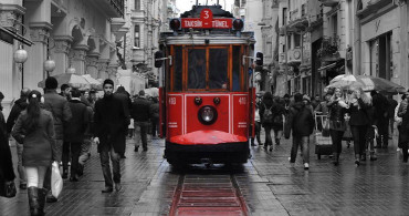 İstiklal Caddesi Kovıd-19 Tedbirleri Kapsamında Kapatıldı