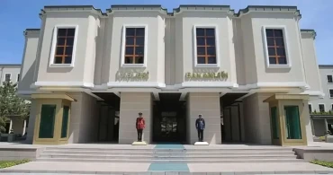 İstiklal Marşı ve Bayrak skandalı: ‘Mardin Belediyesi Soruşturması’ başladı!