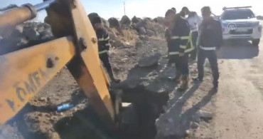İtfaiye Ekipleri Kanalizasyon Borusuna Sıkışıp Kalan Yavru Köpeği Kurtardı
