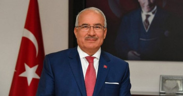 İYİ Parti'den Aday Olamayan Burhanettin Kocamaz, Demokrat Parti'den Aday Olacak