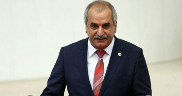 İYİ Partili eski vekil Ahmet Çelik, kardeşi tarafından ofisinde bıçakladı