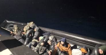 İzmir Açıklarında 29 Düzensiz Göçmen Yakalandı