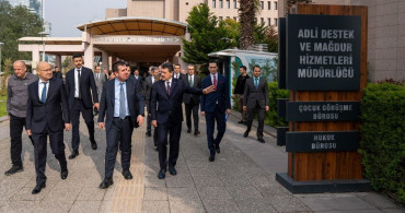 İzmir Adliyesi'nde Can Tuncay İncelemelerde Bulundu