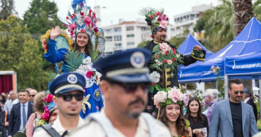 İzmir Balkon-Bahçe Bitkileri Festivali Başladı