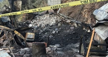 İzmir Bayındır'da Ev Yangını: 1 Ölü, 1 Yaralı