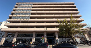 İzmir Esnafı Katlı Otoparkın Kapatılmasına Karşı Çıkıyor