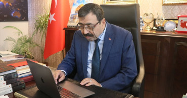 İzmir Katip Çelebi Üniversitesi Rektörü Saffet Köse, Yılın Kareleri Oylamasında