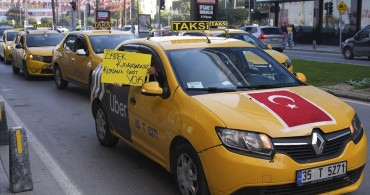 İzmir Taksicileri Korsan Taşımacılığa Konvoy ile Tepki Gösterdi