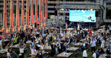 İzmir, UFI'nin En Kalabalık Bölgesel Konferansına Ev Sahipliği Yaptı