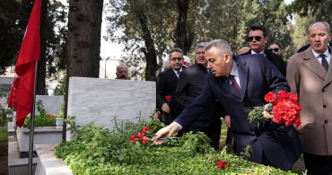 İzmir ve Çevresinde Şehitler Anıldı