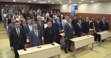 İzmir'de 15 Temmuz Manşetleri Gazetecilik Atölyesi Düzenlendi