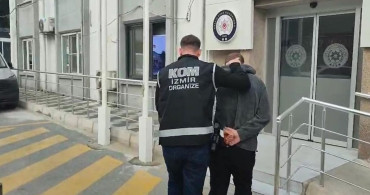 İzmir'de 30 Şüpheli Suç Örgütü Propagandası Nedeniyle Gözaltında