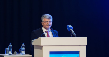 İzmir'de 9. Ulusal Kutup Bilimleri Sempozyumu ve 5. Kutup Şenliği Başladı