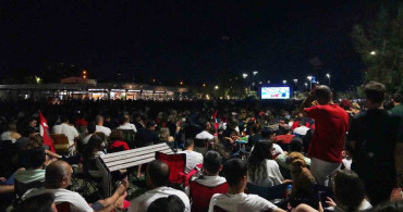 İzmir’de dünya kupası heyecanı dev ekranlarda yaşanacak