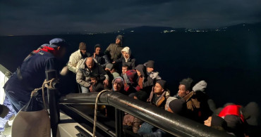 İzmir'de Düzensiz Göçmen Operasyonu: 37 Kişi Kurtarıldı