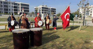 İzmir'de Engellilerden Oluşan Mehter Takımı Konsere İmza Attı