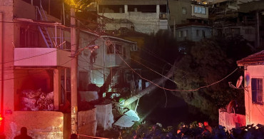 İzmir'de Fırtına Nedeniyle Çıkan Yangın Kontrol Altına Alındı