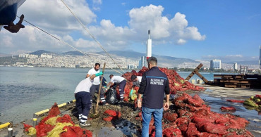 İzmir'de Kaçak Midye Avcılığına Geçit Yok