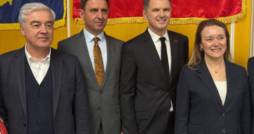 İzmir'de Kosova'nın Bağımsızlık Günü Coşkuyla Kutlandı