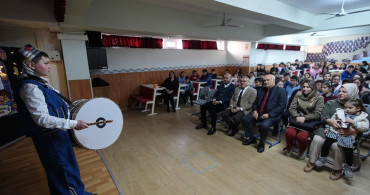 İzmir'de 'Maarifin Kalbinde Ramazan' Etkinliği