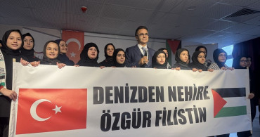 İzmir'de Öğrencilerden Filistin'e Destek