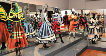 İzmir'de, Picasso Sergisine 30 Bin Kişiden İlgi!