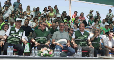 İzmir'de sağlıklı yaşam spor festivali coşkusu