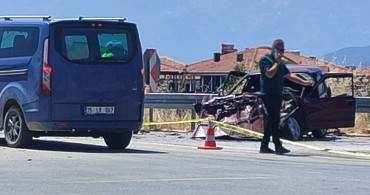 İzmir'de trafik kazası: evlat acısı yaşayan anne hayat mücadelesi veriyor