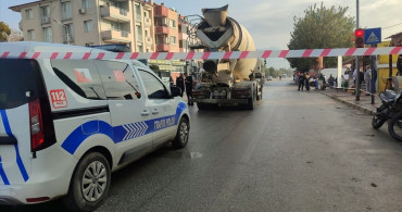 İzmir'de trafik kazasında hayatını kaybeden babaanneler anıldı
