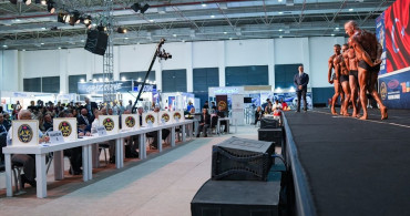 İzmir'de Uluslararası Mr. Universe Vücut Geliştirme Yarışması Gerçekleşti