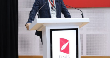 İzmir'de Z Kuşağının Siyasetle İlişkisi Ele Alındı