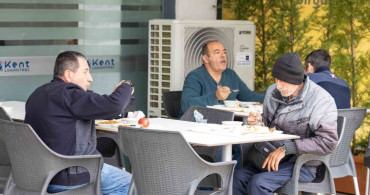 İzmir'in Kent Lokantaları ile Ekonomik Beslenme