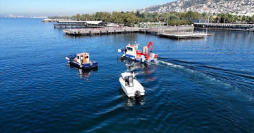 İzmit Körfezi'nde 7 Bin 90 Metreküp Atık Ayrıştırıldı