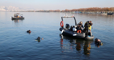 İzmit Körfezi'nde Temizlik Çalışmaları Gözlemlendi