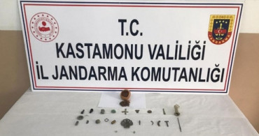 Jandarma Ekiplerinden Arkeolojik Eser Kaçakçılarına Operasyon
