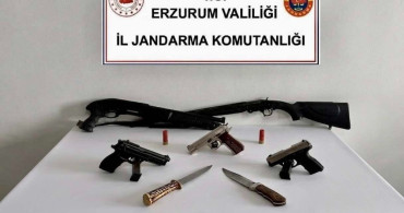 Jandarma Operasyonu: Tekman'da Silahlar Ele Geçirildi