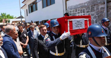 Jandarma uzman çavuş mustafa pak erzincan’da toprağa verildi