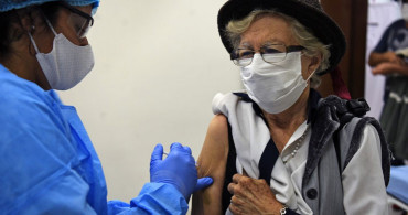 Japonya'dan Pfizer'ın Kovid-19 Aşısına Yeşil Işık