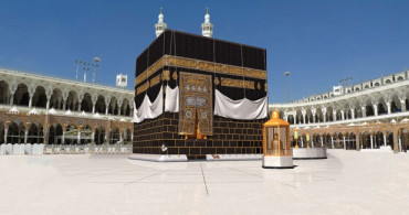 Kabe ve Mescidi Nebevi Namaza Kapatıldı