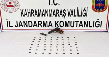 Kaçan Araçtan Roma Sikkesi Çıktı