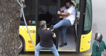 Kadıköy'de İETT şoförüyle yumrukların havada uçuştuğu durak kavgası!